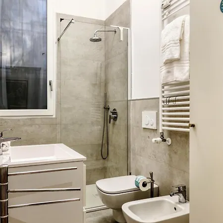 Joivy Cute 1br Flat Near The Centre מילאנו
